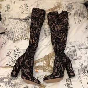 Super sexy over the knee never worn lace boots!